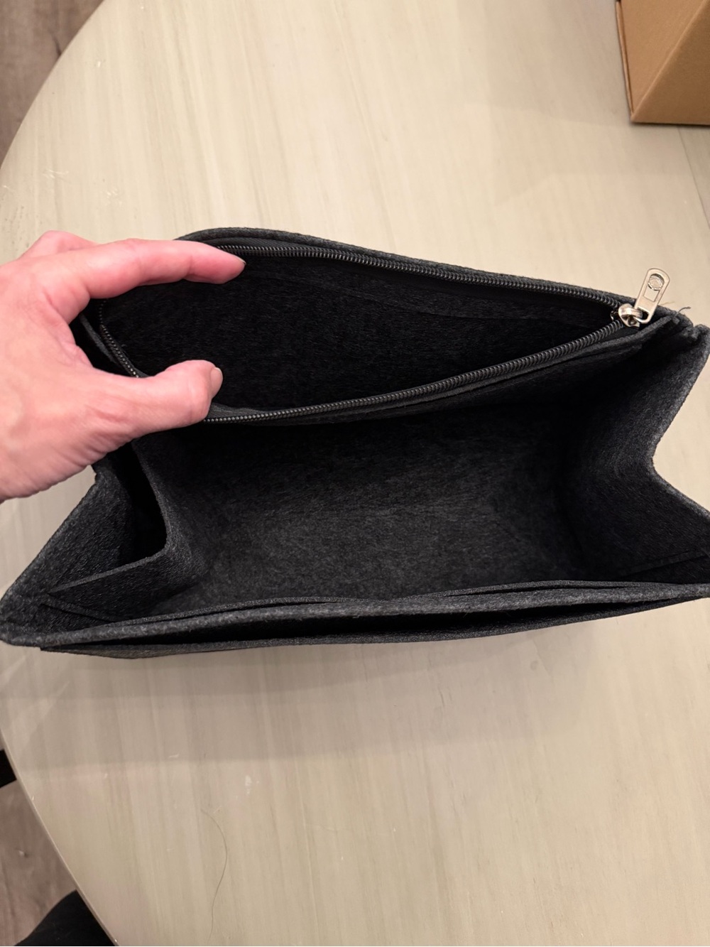 Felt Organizer Pouch - NWOT - Picture 5 of 7